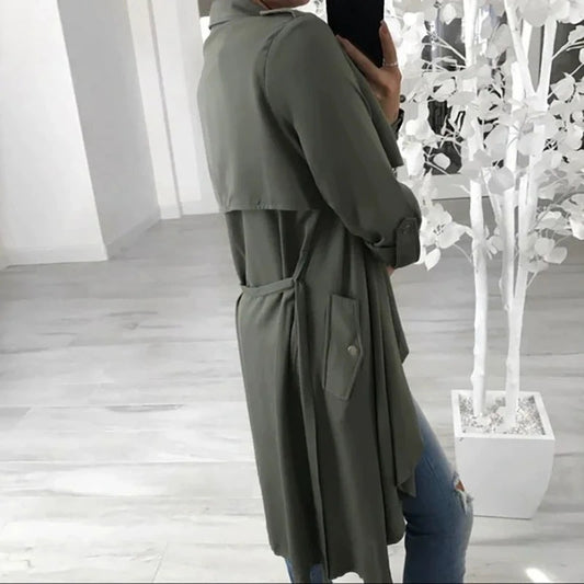 Dames élégant cardigan enveloppant en tissu doux avec coupe longue et poches pratiques Chic und Stil
