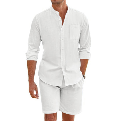 Tenue décontractée d'été pour hommes avec chemise et shorts au design minimaliste Chic und Stil