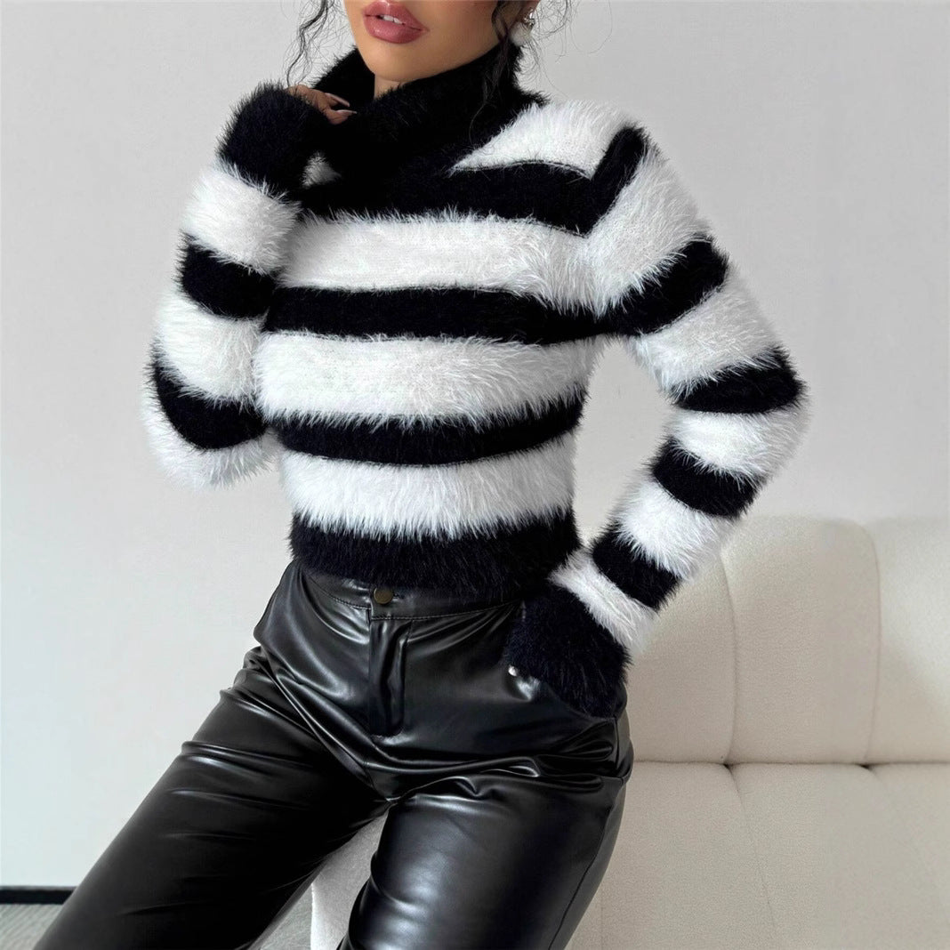Pull en tricot à la mode pour femmes avec un design rayé tendance et un col haut Chic und Stil