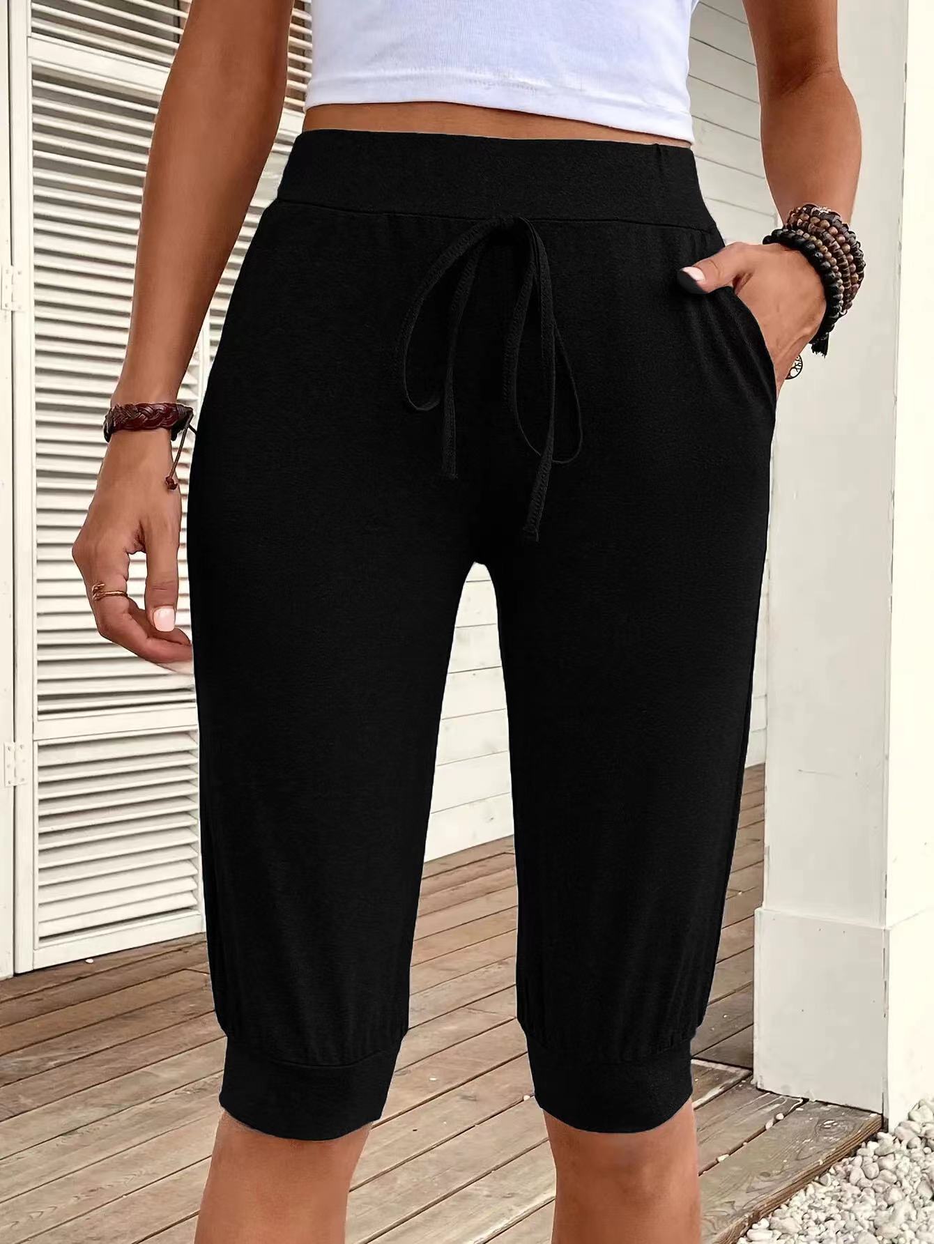 Shorts à capuche pour dames avec cordon de serrage Chic und Stil
