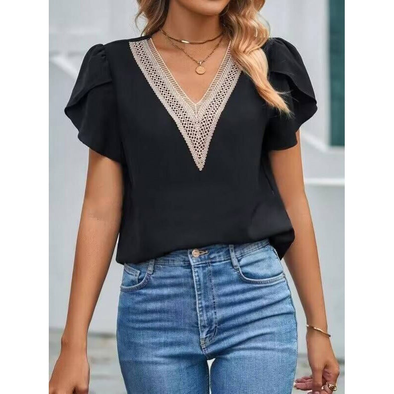 Blouse élégante à encolure en V pour dames avec des ornements en dentelle Chic und Stil