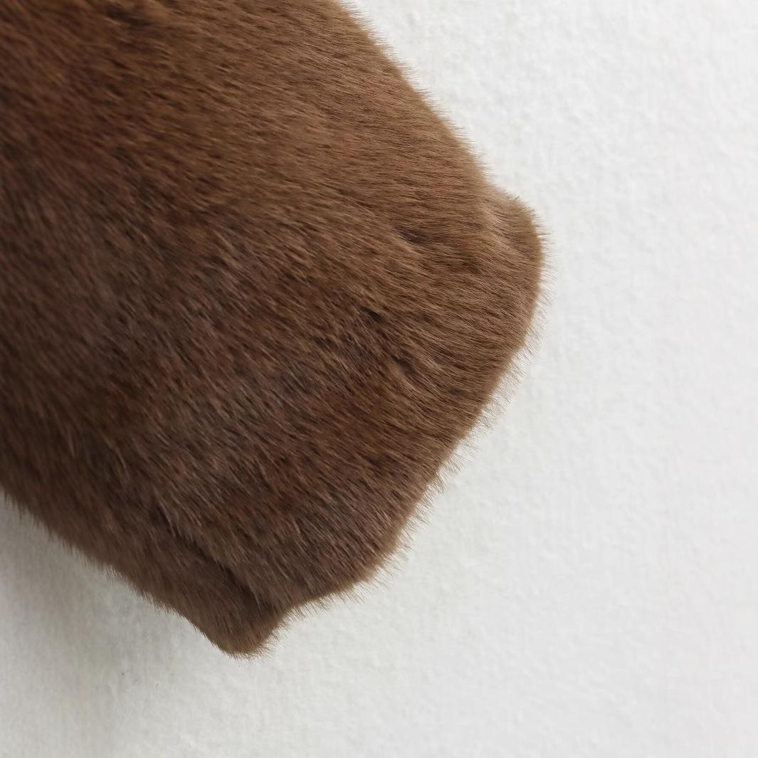 Dames fausse fourrure veste avec revers classique et intérieur doux Chic und Stil