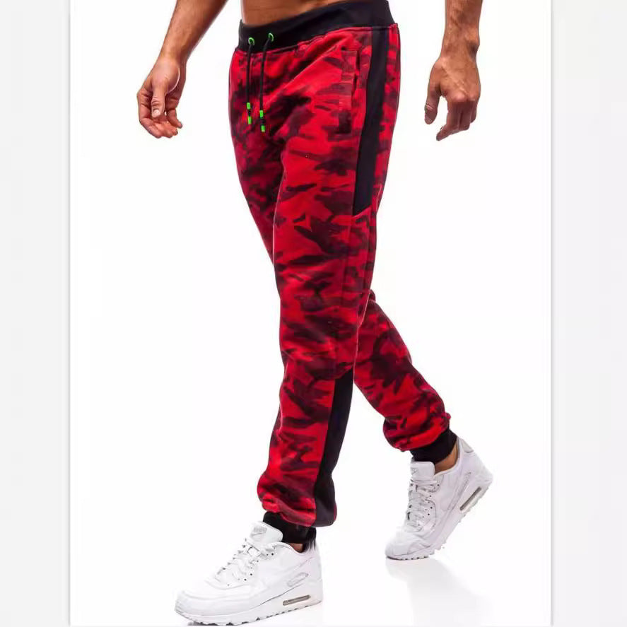 Comfortable sports pants for men with camouflage pattern and elastic waistband Chic and Style