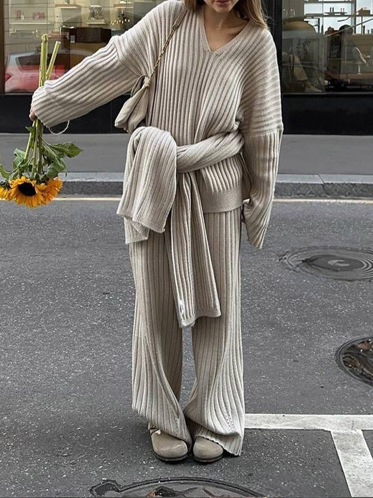 Complet en tricot pour femmes avec une coupe décontractée et moderne Chic und Stil