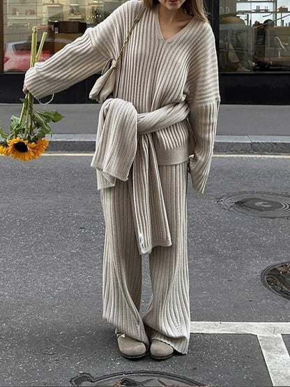 Complet en tricot pour femmes avec une coupe décontractée et moderne Chic und Stil