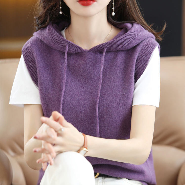 Pull à capuche pour femmes avec design sans manches et élégant décolleté en V Chic und Stil