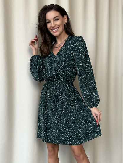 Robe décontractée pour femmes avec décolleté en V et manches bouffantes Chic und Stil