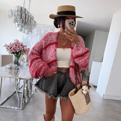 Dames gros tricot cardigan avec coupe décontractée et motif rayé à la mode Chic und Stil