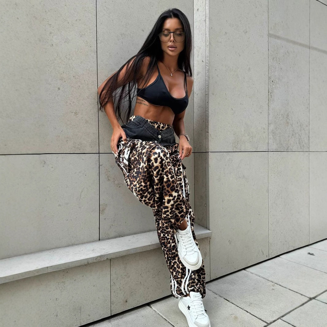 Casual women's pants with leopard print and side stripes Chic and Style