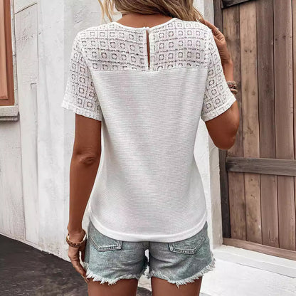 Dames haut légère avec un fin motif au crochet et des manches étroites Chic und Stil