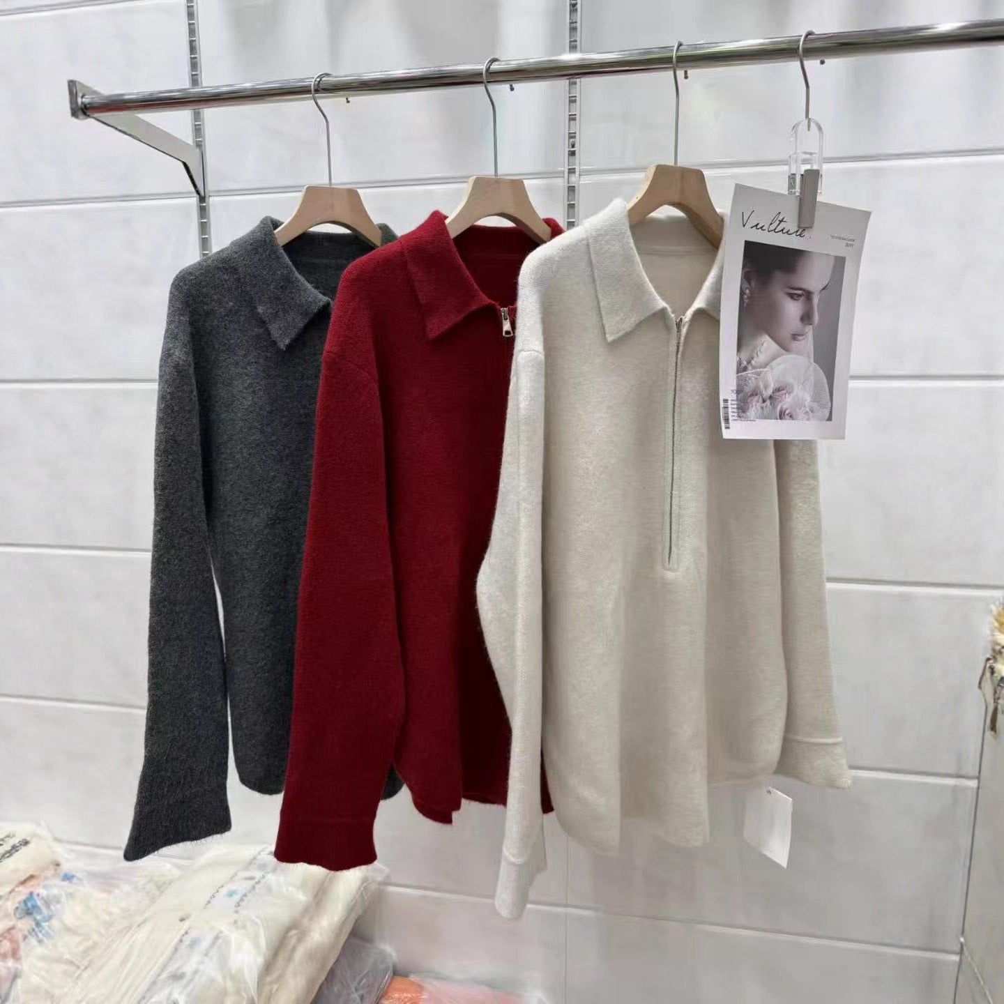 Dames pull modeste avec fermeture éclair et col Chic und Stil