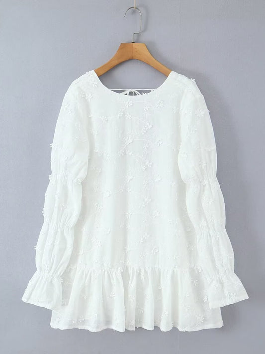 Robe tunique aérienne pour femmes avec broderies florales et ourlet en dentelle Chic und Stil