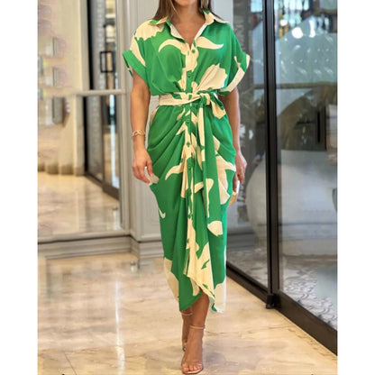 Robe maxi à nouer à l'avant avec imprimé floral Chic und Stil