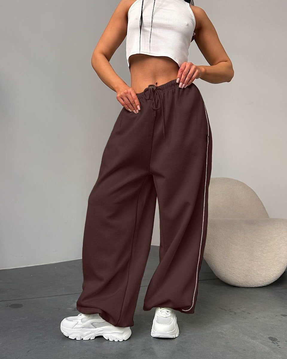 Loose athletic pants for women with elastic waistband Chic and Style