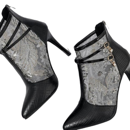 Bottes de cheville élégantes pour dames avec un matériau supérieur transparent et des applications scintillantes Chic und Stil