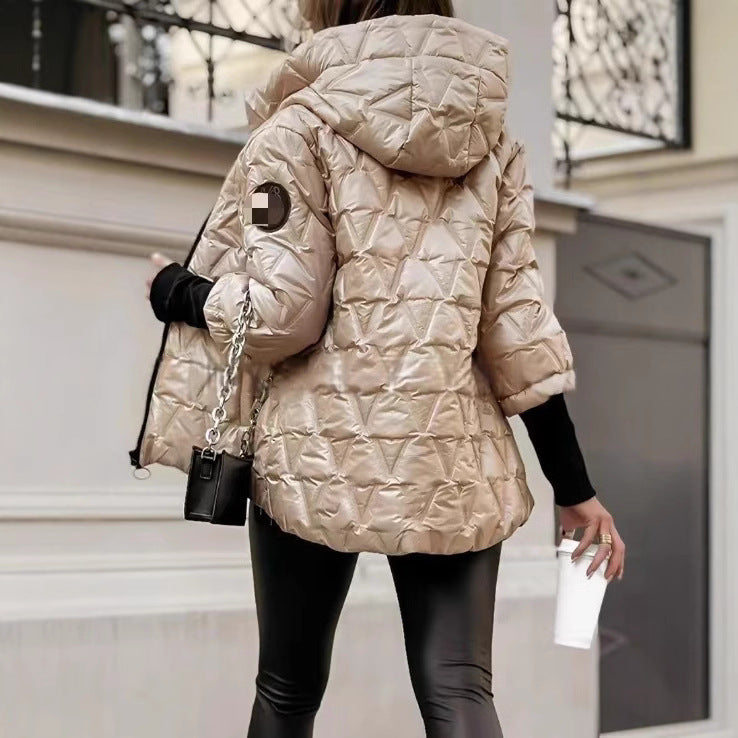 Quilted jacket for women with high collar and practical pockets Chic and Style