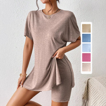 Women's leisure set with a soft short-sleeve top and matching bike shorts Chic and Style