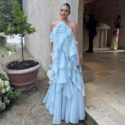 Robe maxi femme avec des volants volumineux et des accents floraux Chic und Stil