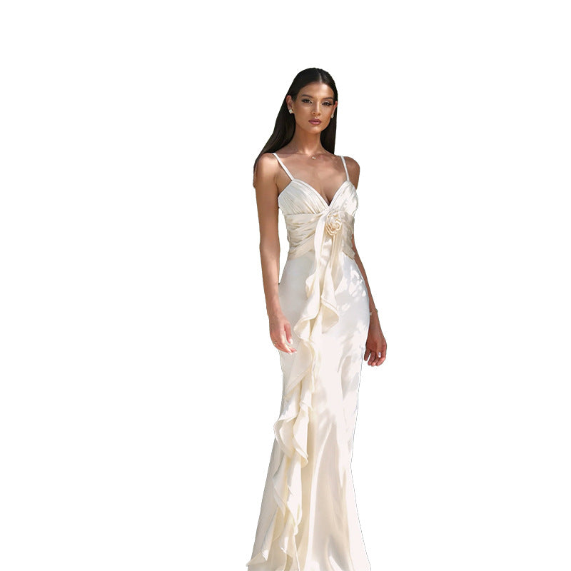 Robe de soirée en satin à volants élégante pour dames Chic und Stil