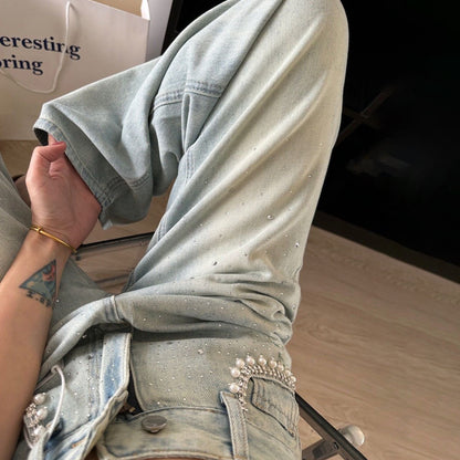 Women's denim pants with elegant pearl embellishments and a trendy cut Chic und Stil