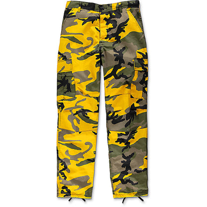 Men's cargo pants with modern camouflage design Chic and Style