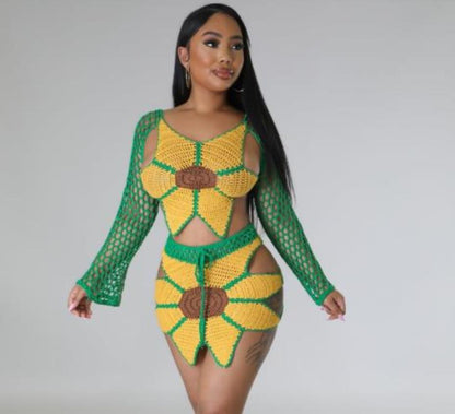 Robe au crochet pour femmes avec un motif floral unique et des détails transparents Chic und Stil