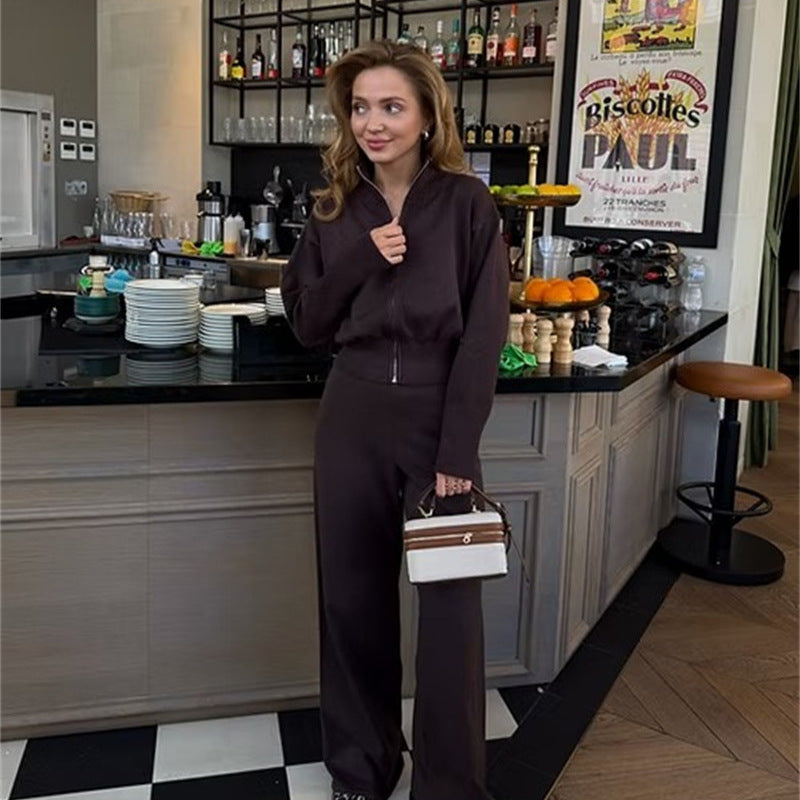 Dames combinaison confortable avec jambes larges et capuche Chic und Stil