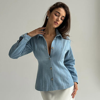 Chemisier ajusté pour femmes en jean avec détails de boutons Chic und Stil