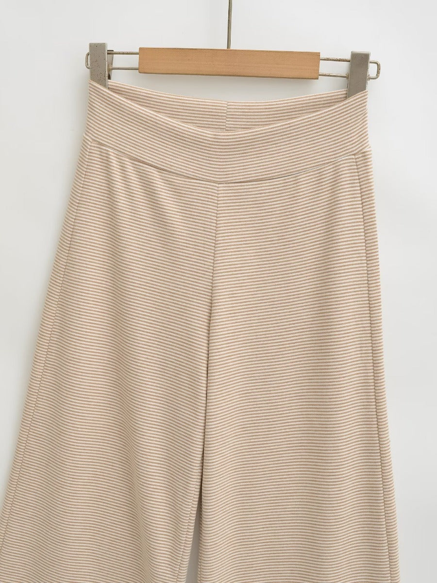 Ladies Large Chic Summer Pants