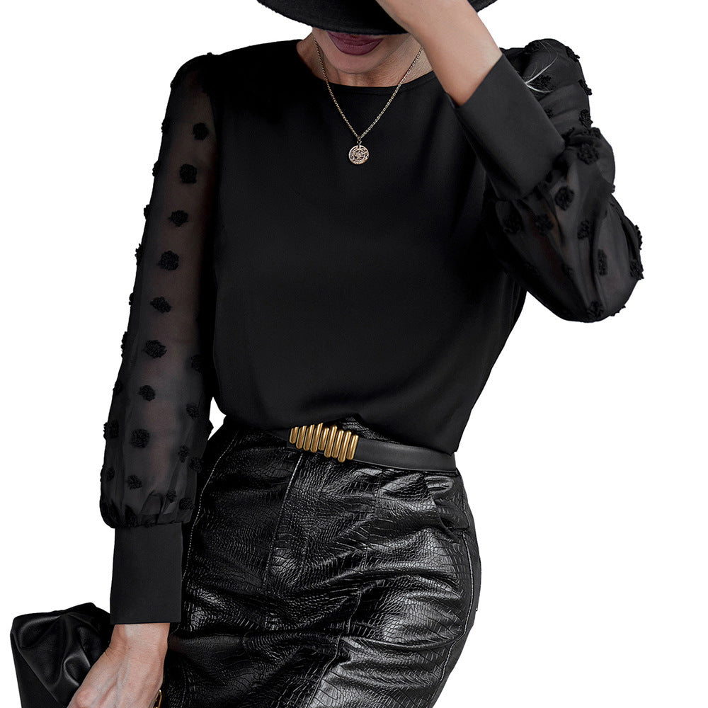 Chemisier femme avec des manches transparentes bouffantes et un détail décoratif Chic und Stil