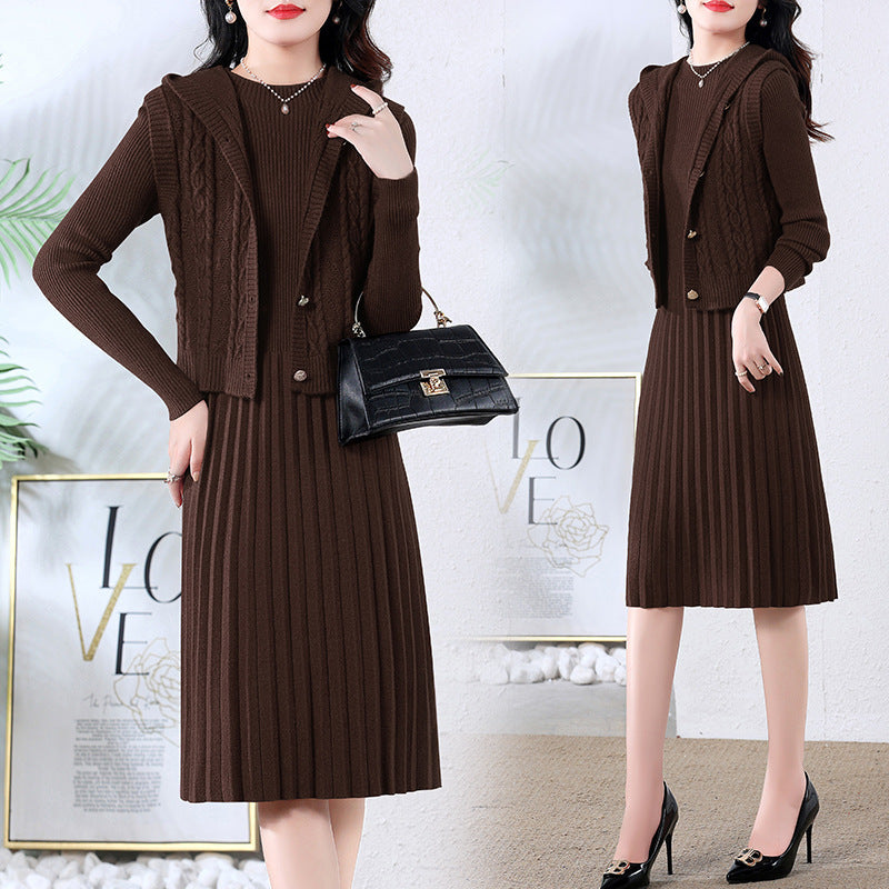 Robe en tricot élégante pour femmes avec grand col et détails de boutons Chic und Stil