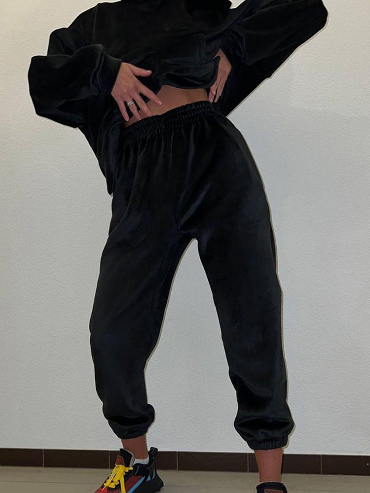 Soft fleece hoodie set for women and casual jogger pants Chic and Style