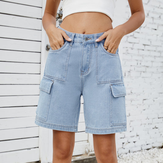 Women's cargo shorts with side pockets and high waist Chic und Stil