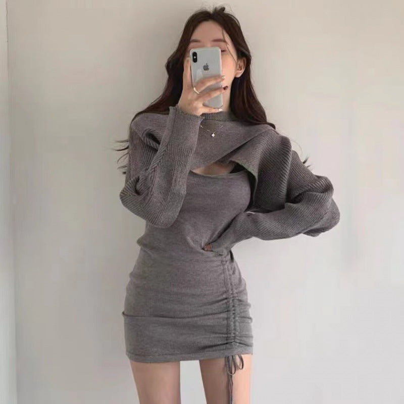Robe en tricot pour femmes avec l'apparence d'un pull oversized et détails - Chic und Stil