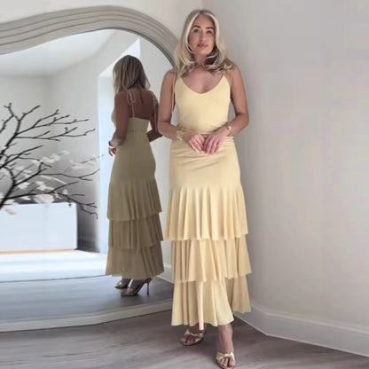 Robe maxi élégante pour dames avec jupe fluide et délicates bretelles spaghetti Chic und Stil