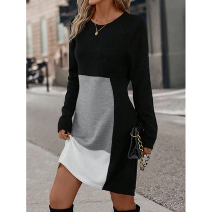 Robe en tricot pour femmes au design moderne en blocs de couleur Chic und Stil