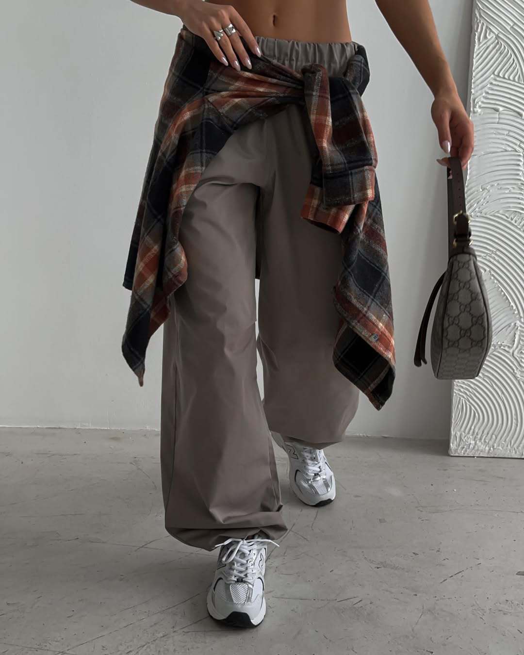 Chic and Style Women's Casual High-Waisted Pants with Elastic Waist