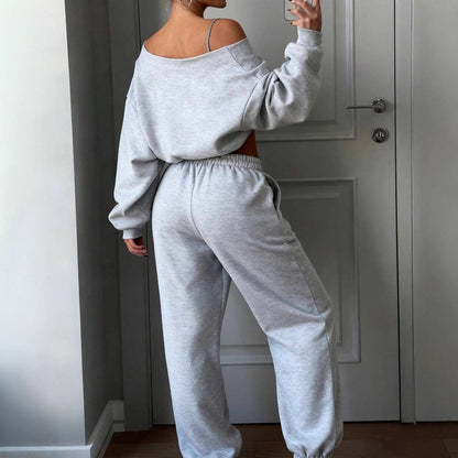 Casual sports jacket for women with crop top and wide pants Chic und Stil