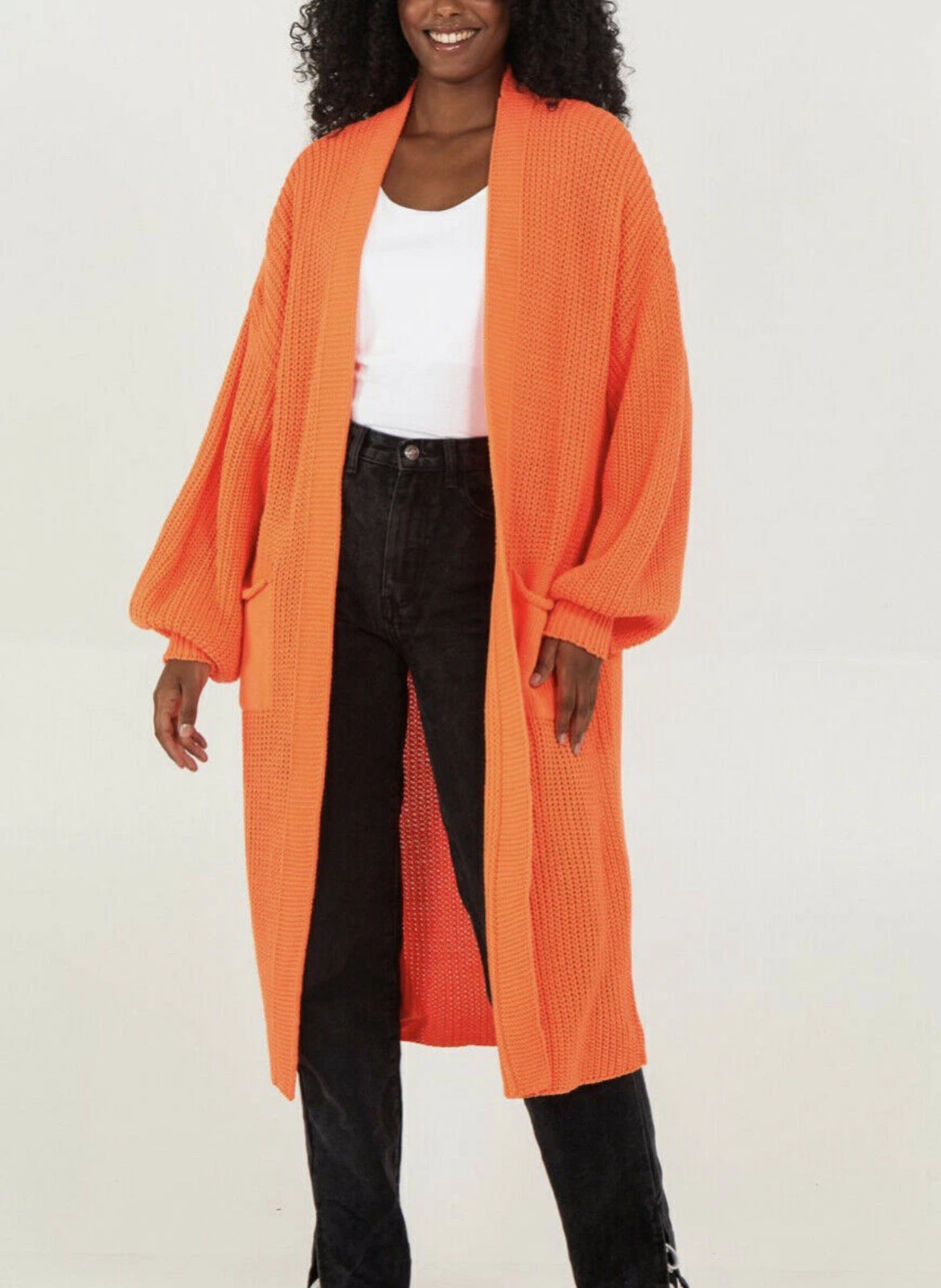 Cardigan en tricot grande taille pour femmes avec des manches volumineuses et une ouverture sur le devant Chic und Still
