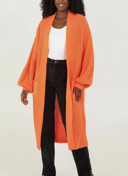 Cardigan en tricot grande taille pour femmes avec des manches volumineuses et une ouverture sur le devant Chic und Still