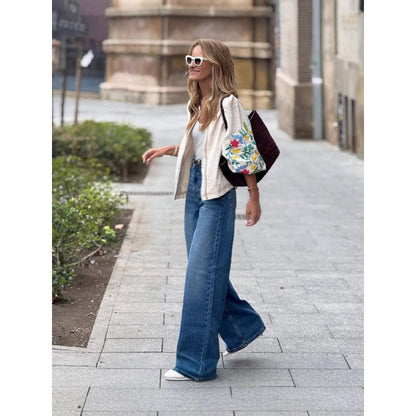 Blouse femme avec broderies colorées et manches volumineuses Chic und Stil