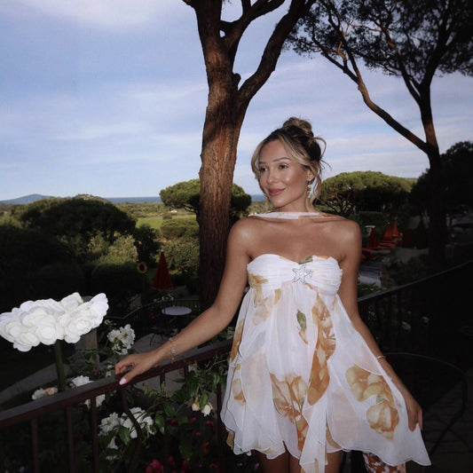Robe de soirée pour femmes avec design volanté flottant et dos nu Chic und Stil