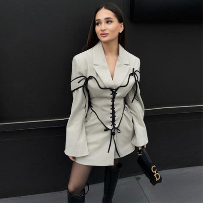Blazer de couture à la mode pour femmes Chic und Stil
