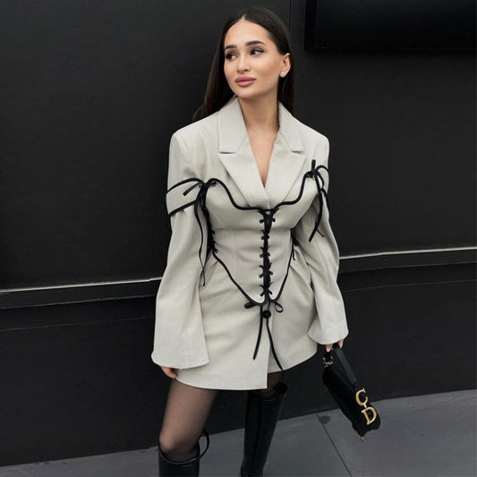 Blazer de couture à la mode pour femmes Chic und Stil