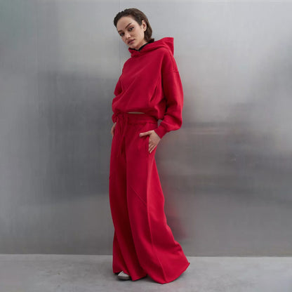 Urban loungewear set for women with cropped hoodie and wide pants Chic and Style