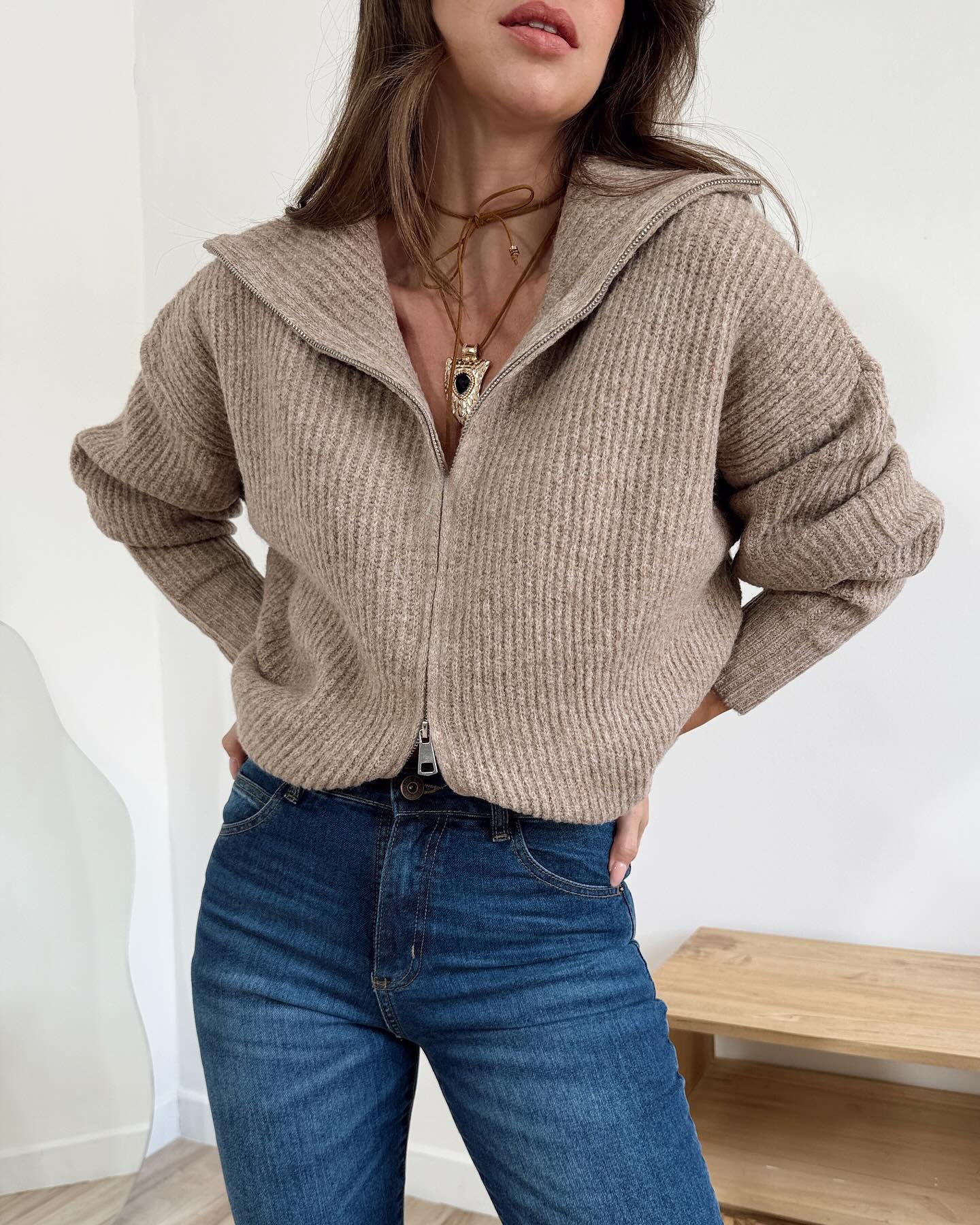 Pull-over en tricot sportif pour dames avec une structure de haute qualité Chic und Stil