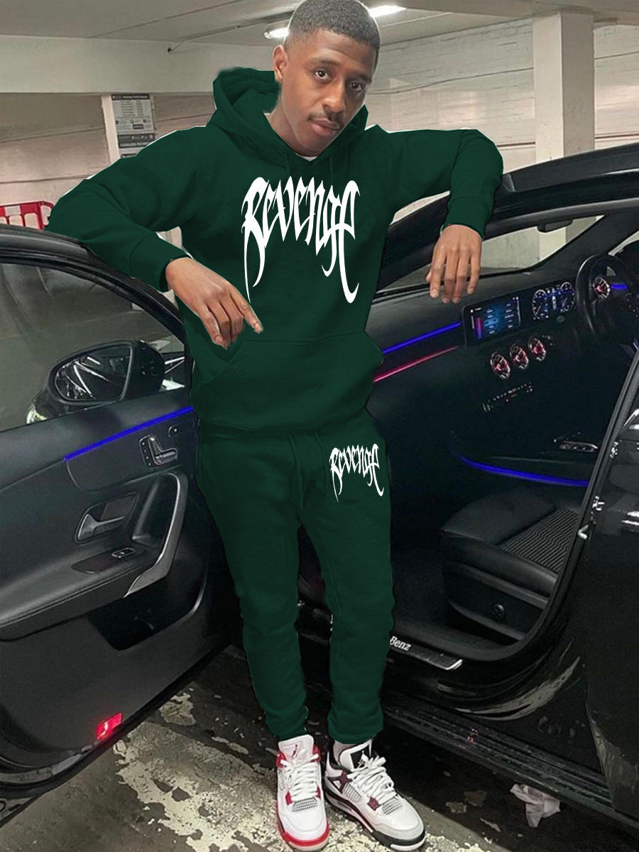 Women's hoodie and jogger pants set with modern print and comfortable fit Chic und Stil