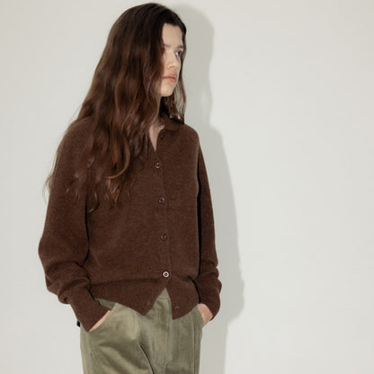 Dames Cozy Gilet en tricot avec col élégant et détails de boutons Chic und Stil