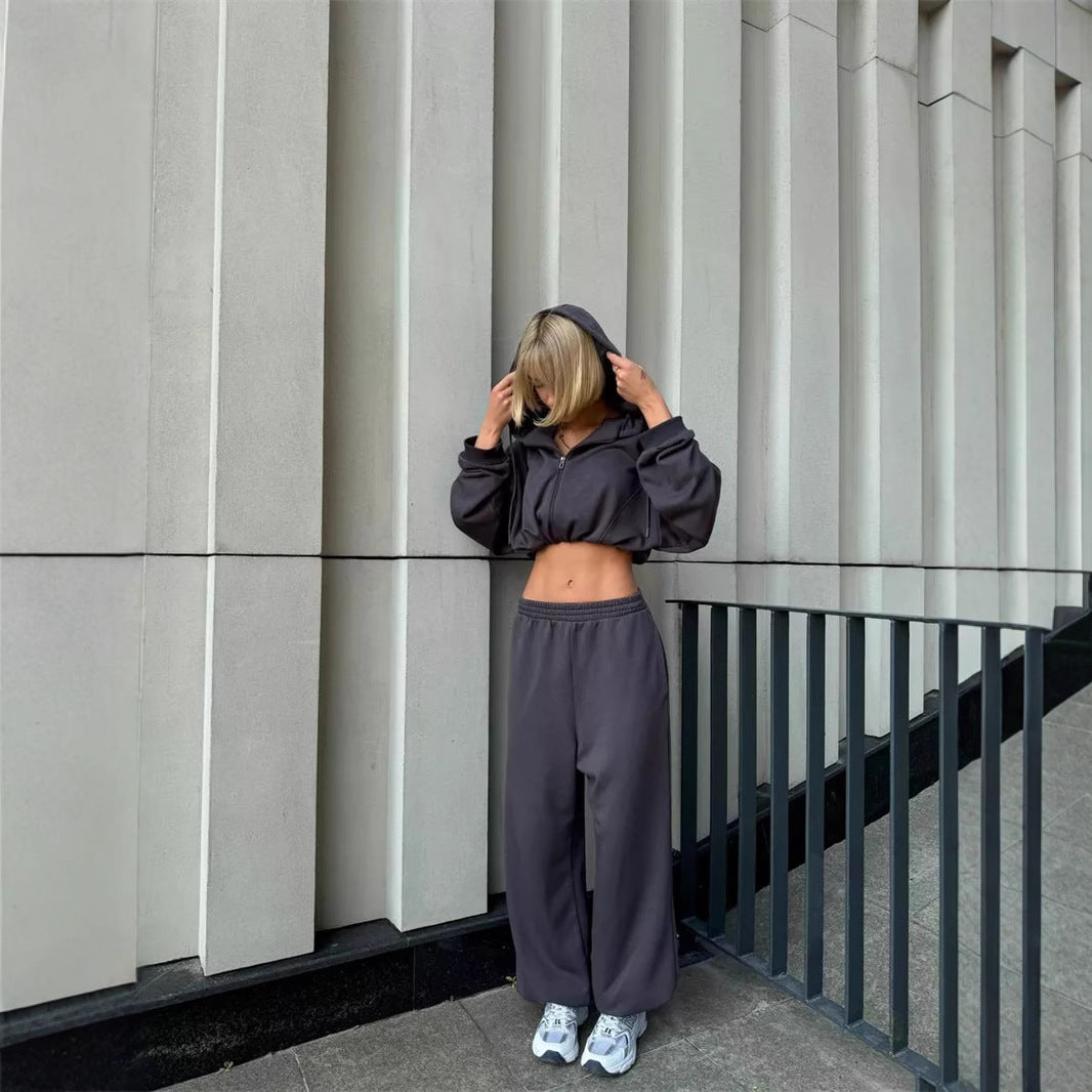 Women's sporty loungewear set with oversized hooded jacket and comfortable pants Chic and Style