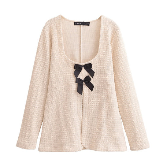 Flared pants for women in high-quality fabric Chic und Stil